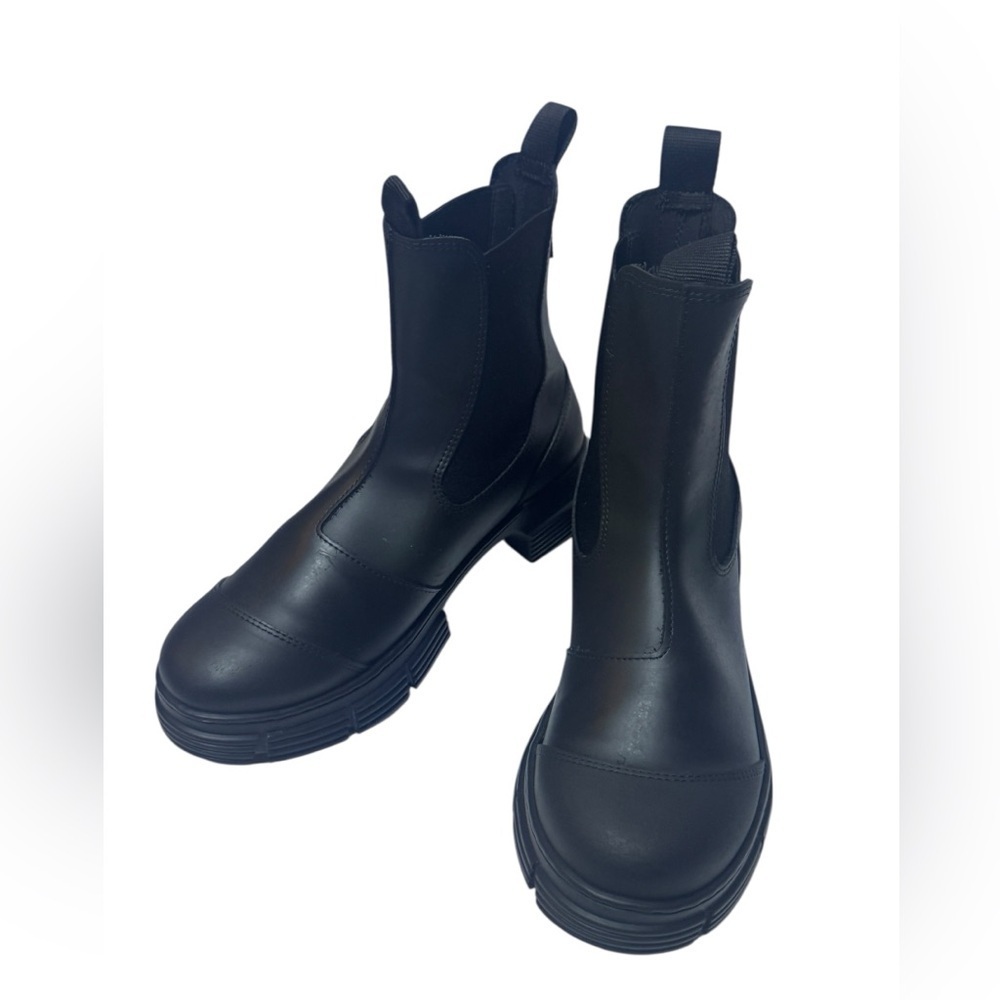 Ganni Chelsea Black Lug Boots